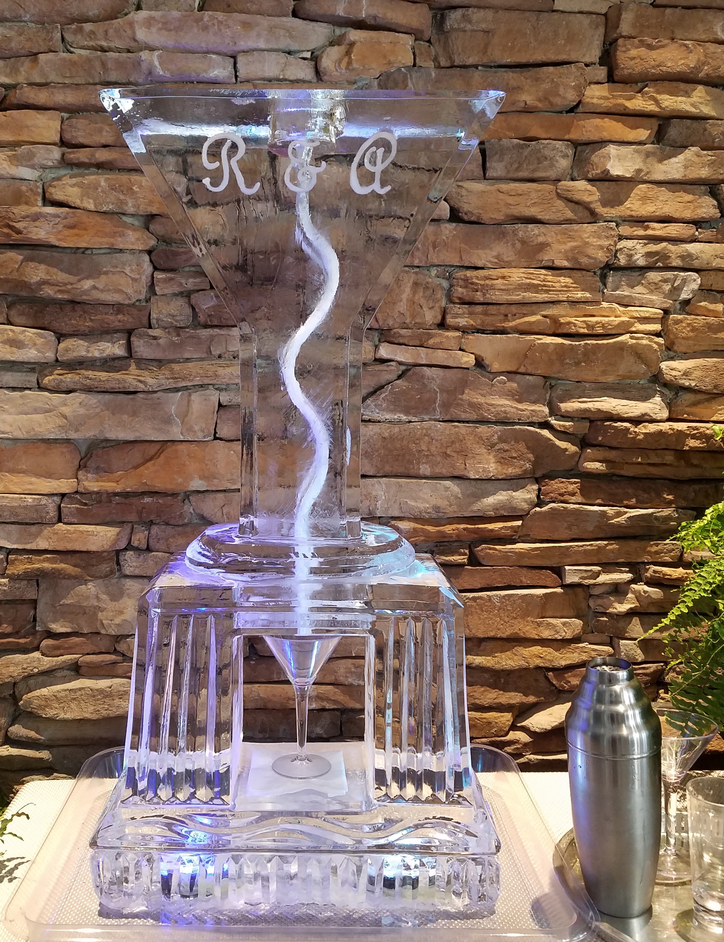 Ice Matters Drink Luges