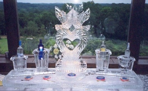 80 inch tray with Lovebirds on heart and individual bottle holders on back