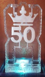 Snowfilled crown with number on double pour drink luge