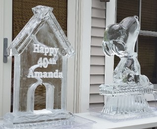 Ice Matters - Snoopy with Dog House single pour drink luge and Carved Snoopy