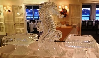 Ice Matters 20 Inch Raised Tray on Each Side of Carved Seahorse