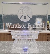 Snowfilled Windsor Federal Logo, horizontal on v-lined base