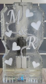 Ice Matters Single Pour Drink Luge with Snowfilled hearts and initials