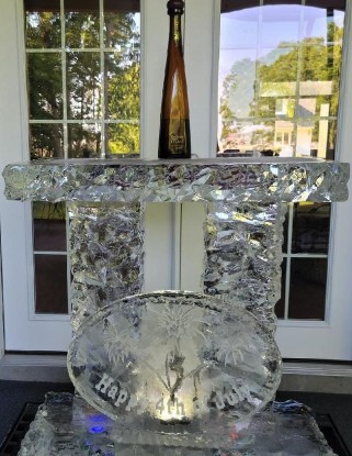 40 Inch Free Standing Bar - Rocky - with Snowfilled Logo in front