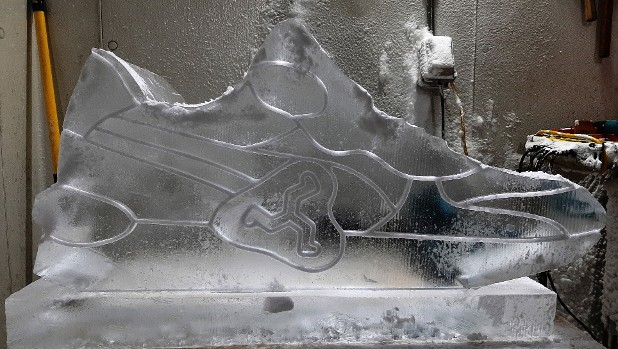 Ice Matters - Carved Sneaker with Logo