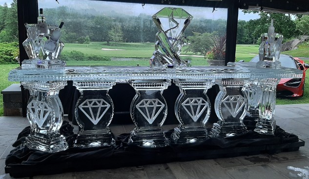 Diamond Theme Bar with Drink Luge and Bottles Holders