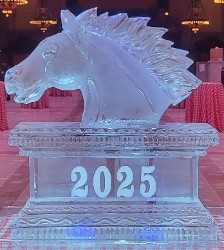Ice Matters Horse Head on Large Base with Snowfilled Year