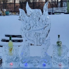 ice matters - single pour flame luge with snowfilled wording and individual bottle holder on each side