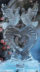 ice matters - lovebirds on heart with beautiful backdrop