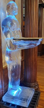 ice matters - oscar style slightly buff butler side view