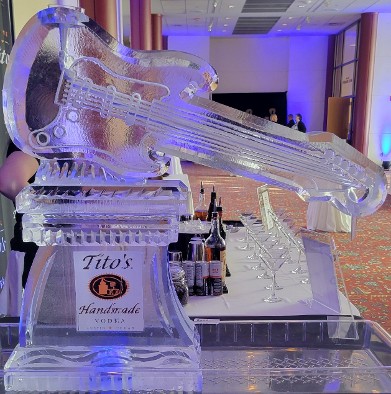 ice matters guitar single pour drink luge with printed picture of logo laminated in base